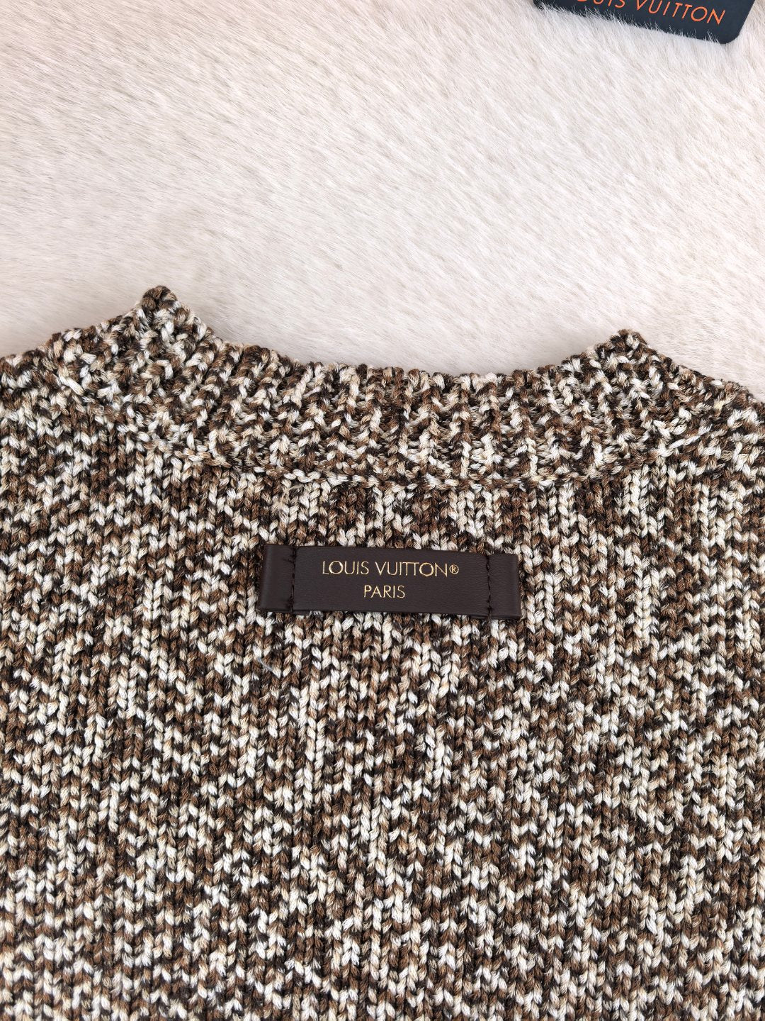 LV Gradient Floral Round Neck Cardigan