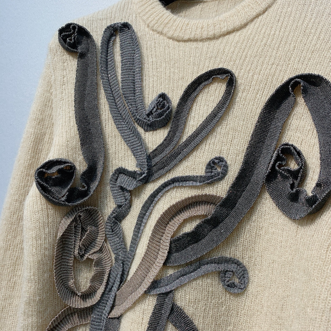LV 25 Round Neck Stylish Top