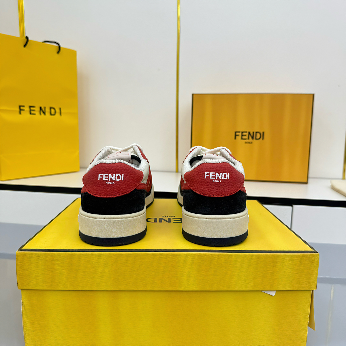 Fendi 2025 Sneaker Red Black Suede Cowhide 559784