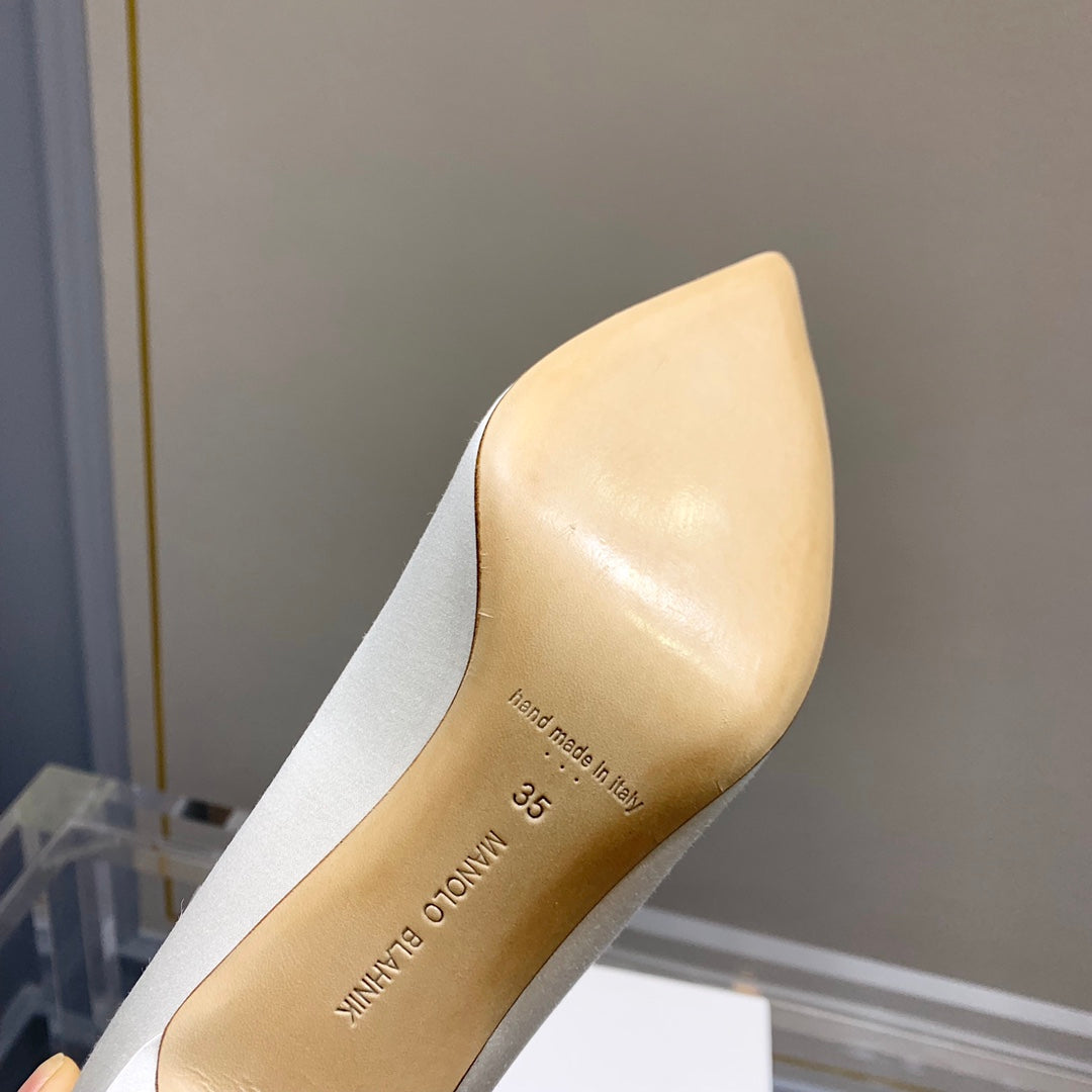 Manolo Women's Nadira Pumps 70 White Satin