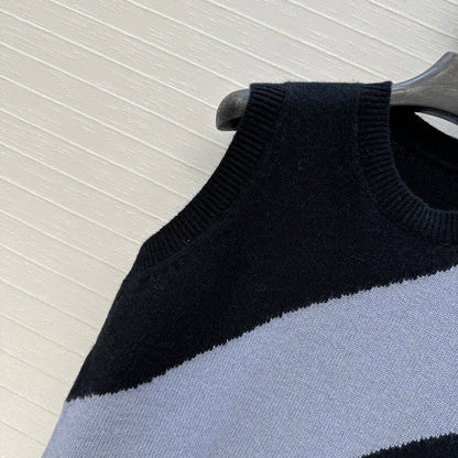 HM Embroidered Logo Vest in Black and Blue Cashmere