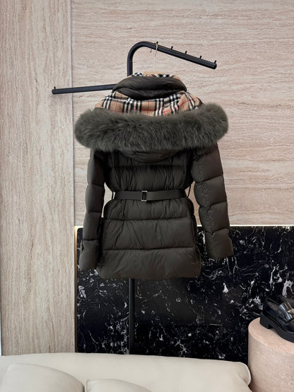 Burberry 25 Fur Collar Plaid Slim-fit Khaki Green Jacket Polyester Down