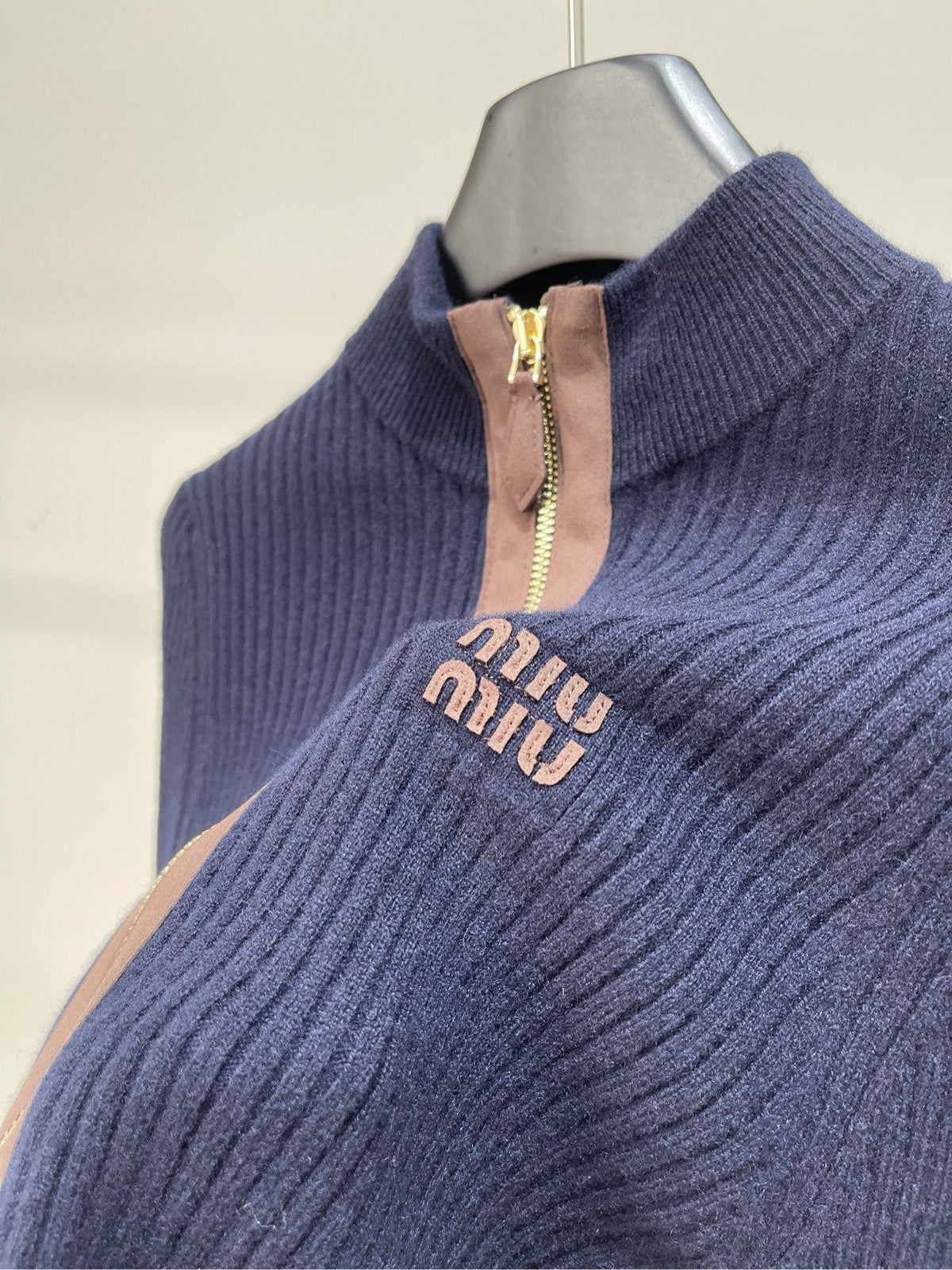 Miu Zipper Cardigan Navy Blue Sheep Wool 349754