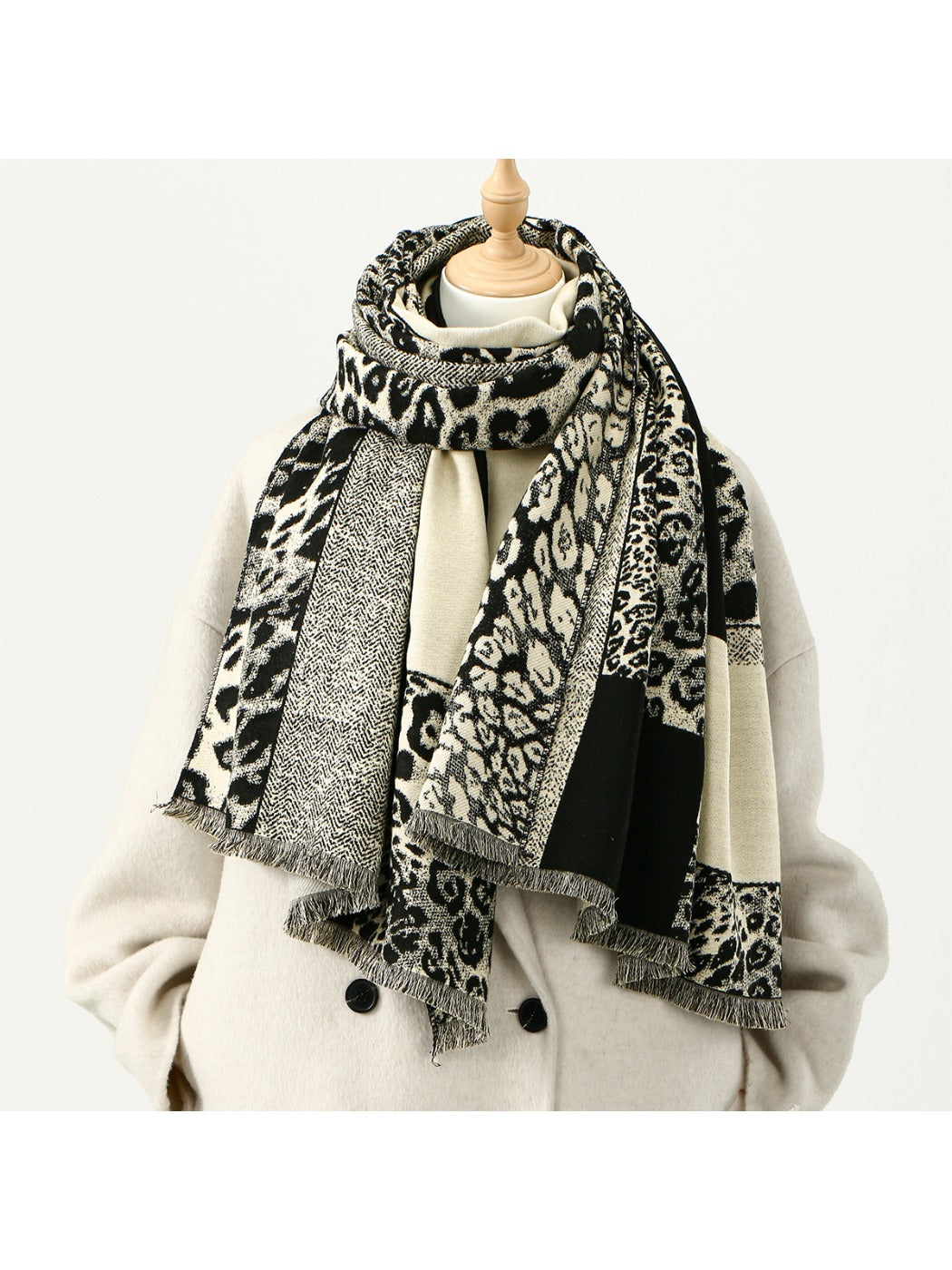 Sscarvii - Leopard Print Thick Winter Scarf