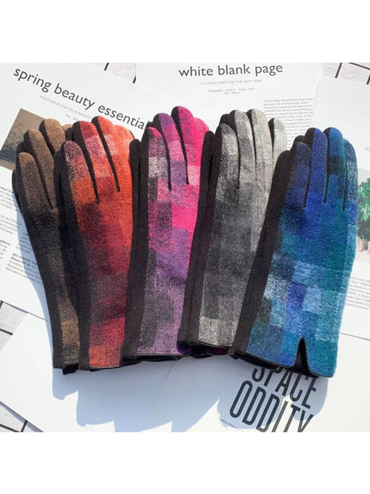 Gloving - Winter Touchscreen Gloves with Plaid Patterns
