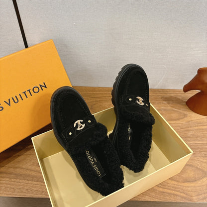LV District Flat Loafer Black Wool Suede 594854