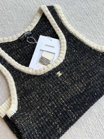CHANEL SLEEVELESS TOP 269561