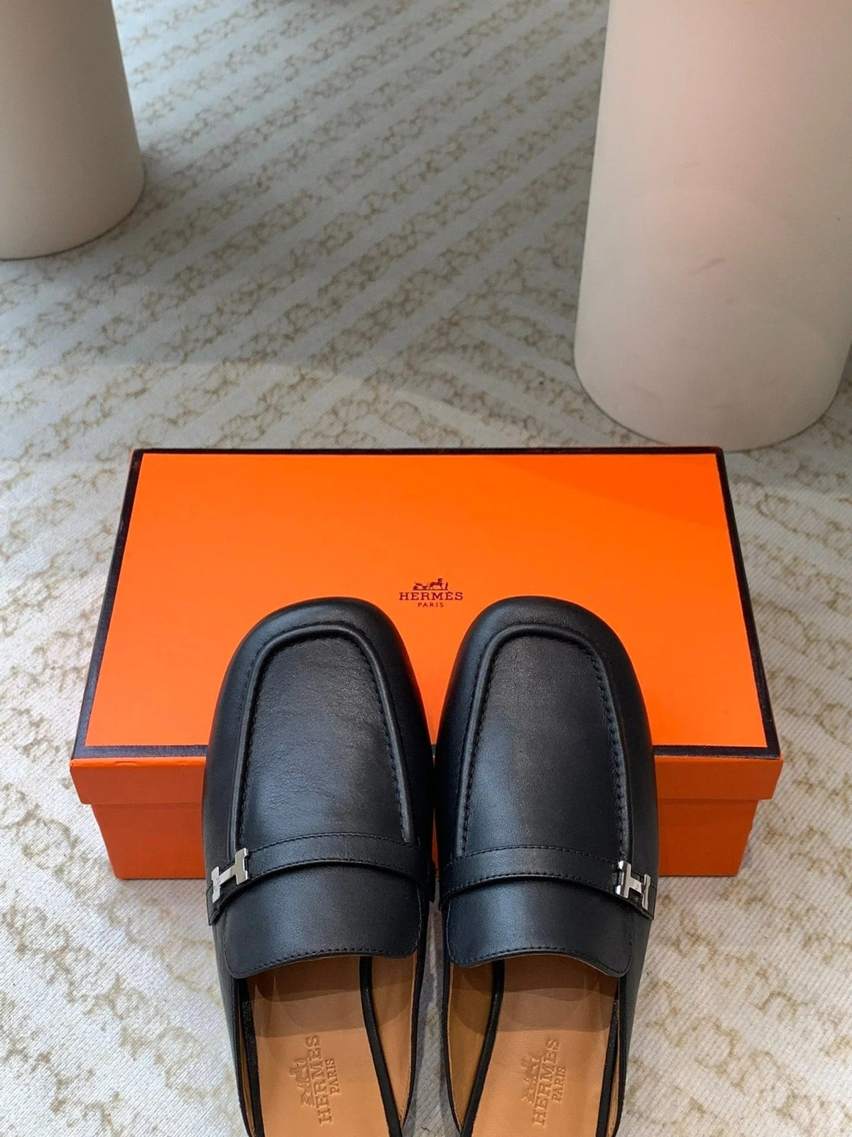 IENA MULE BLACK AND TAWNY CALFSKIN