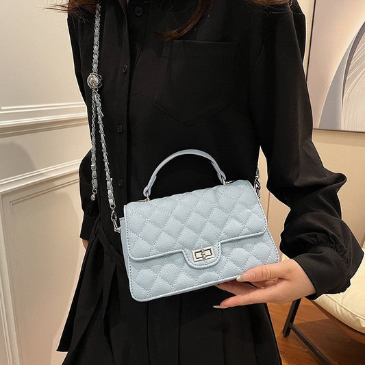 Retro Handbag With Pendant