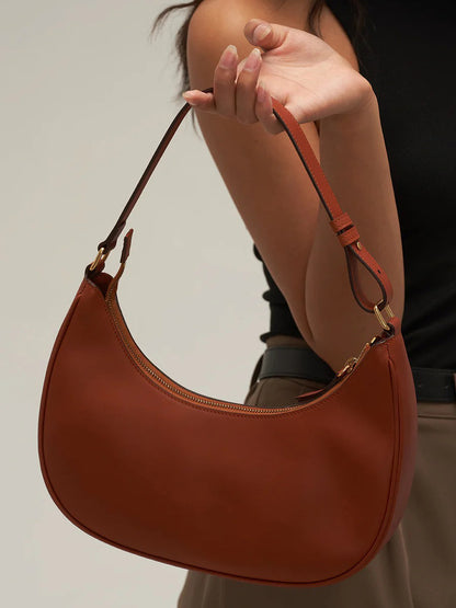 Elisa Crescent Bag In Leather