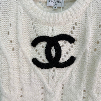 Chanel 25 Sweater Light Gray and Cream Wool 308087