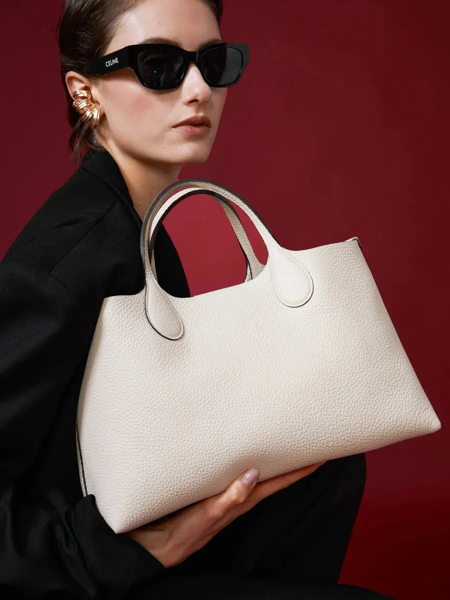 Evelina Tote M Bag in Leather