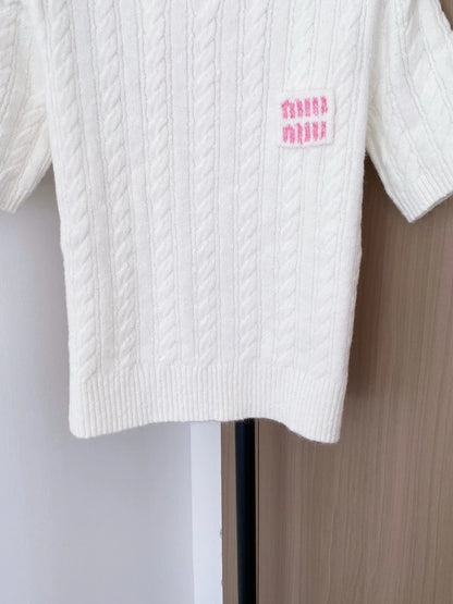 MIUMIU SHORT-SLEEVE SWEATER STYLE 699
