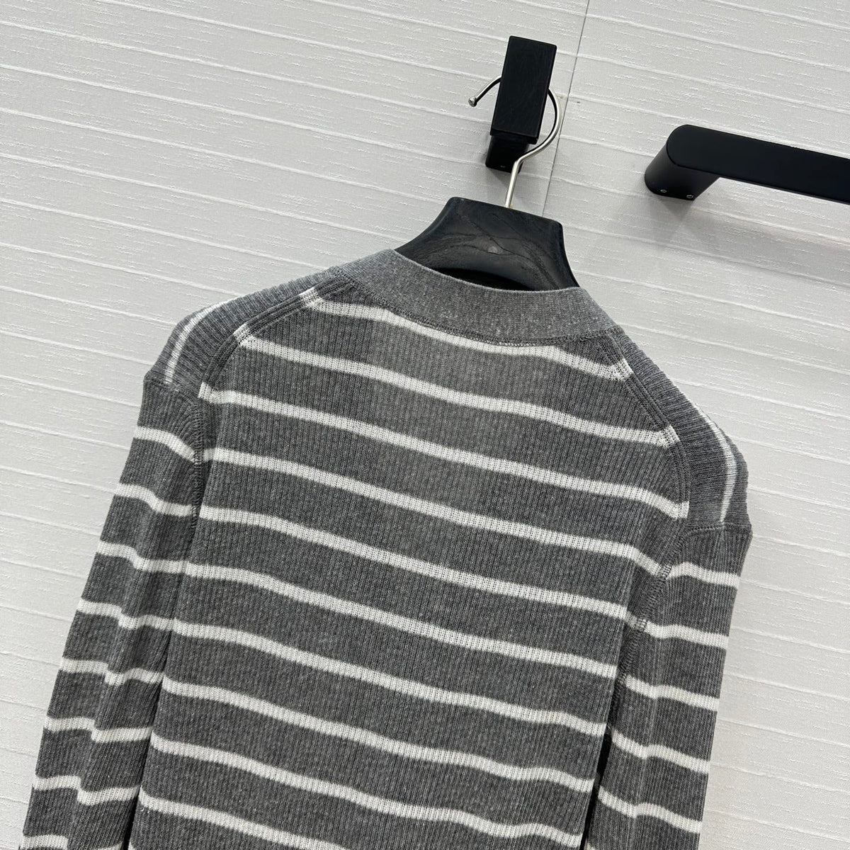 CD 25 Cardigan Grey Linen Cashmere