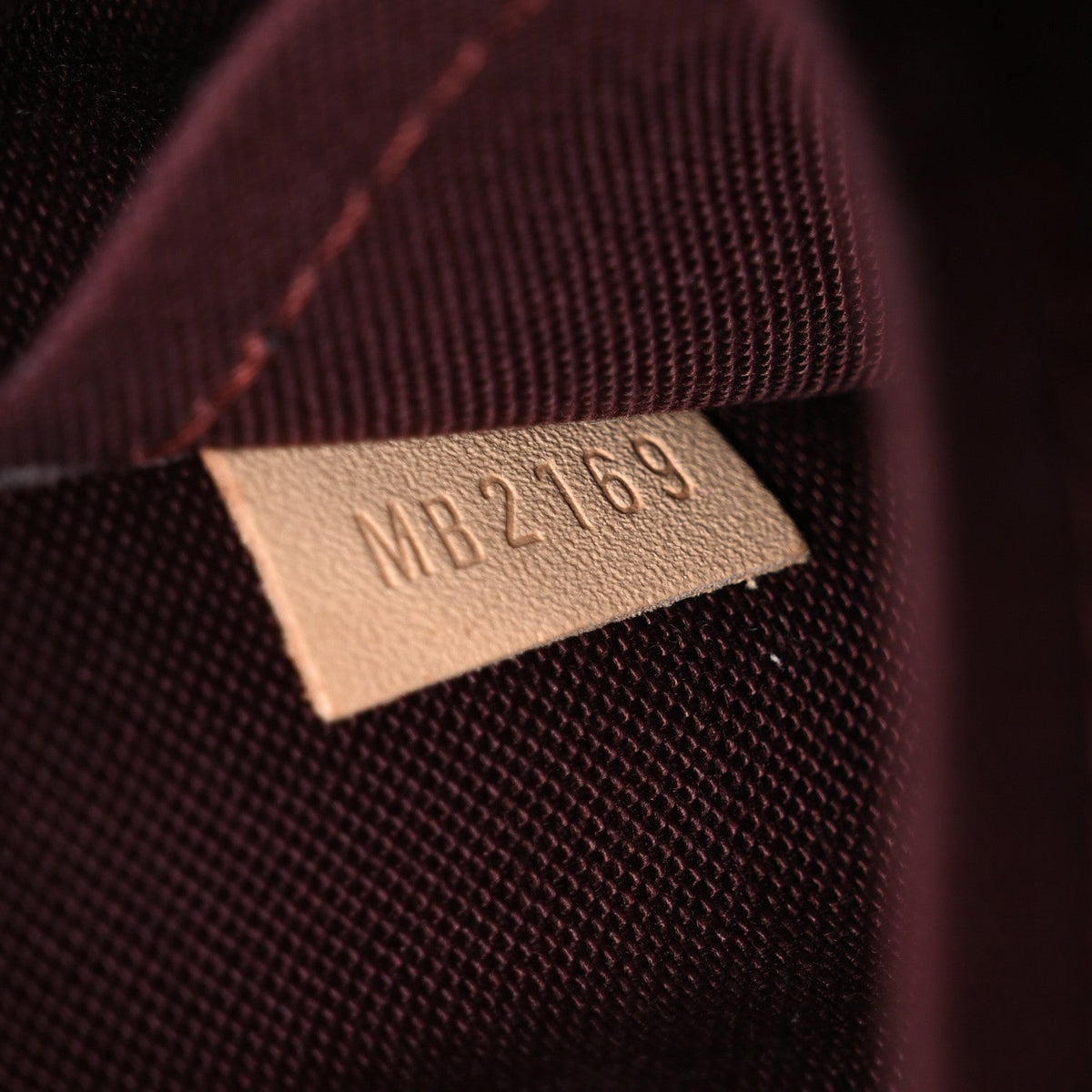 Monogram Rivoli MM