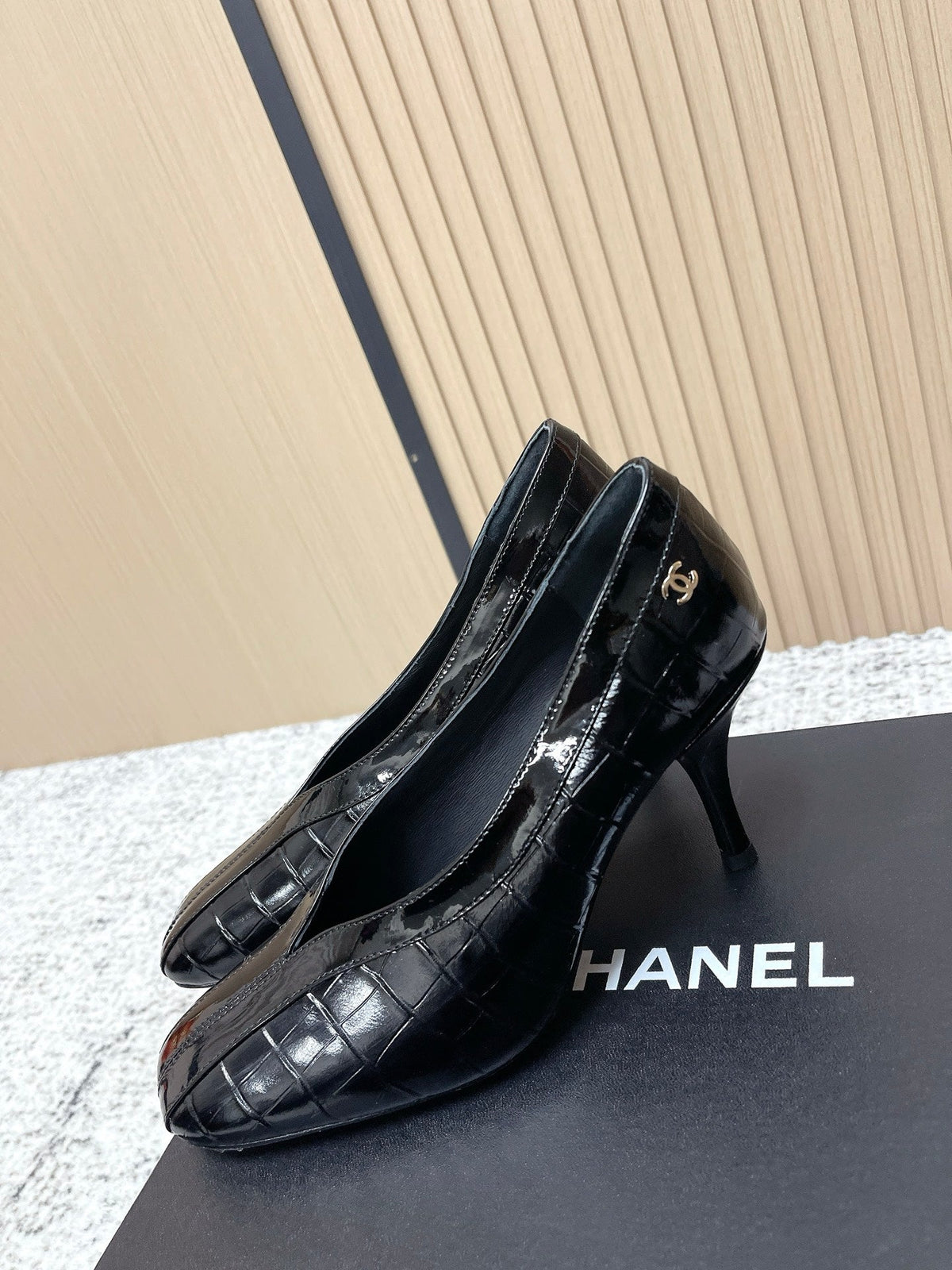 Chanel 26 Closed-Toe Slingback Black in Cowhide 591406