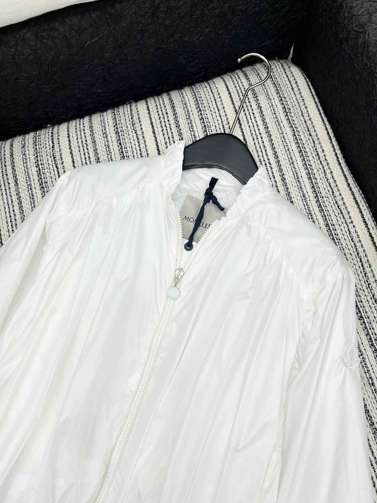 Moncle 25 Stand-Up Collar Double Zip Jacket White Cotton amd Polyester  267977
