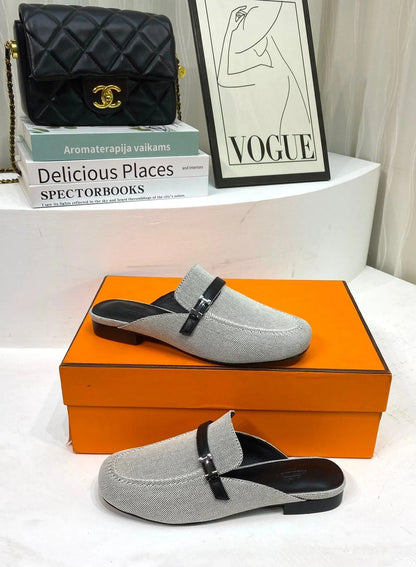 IENA MULE GRAY CANVAS AND BLACK CALFSKIN