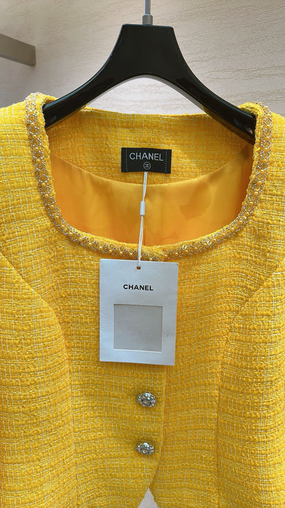 CHANEL JACKET YELLOW IN TWEED