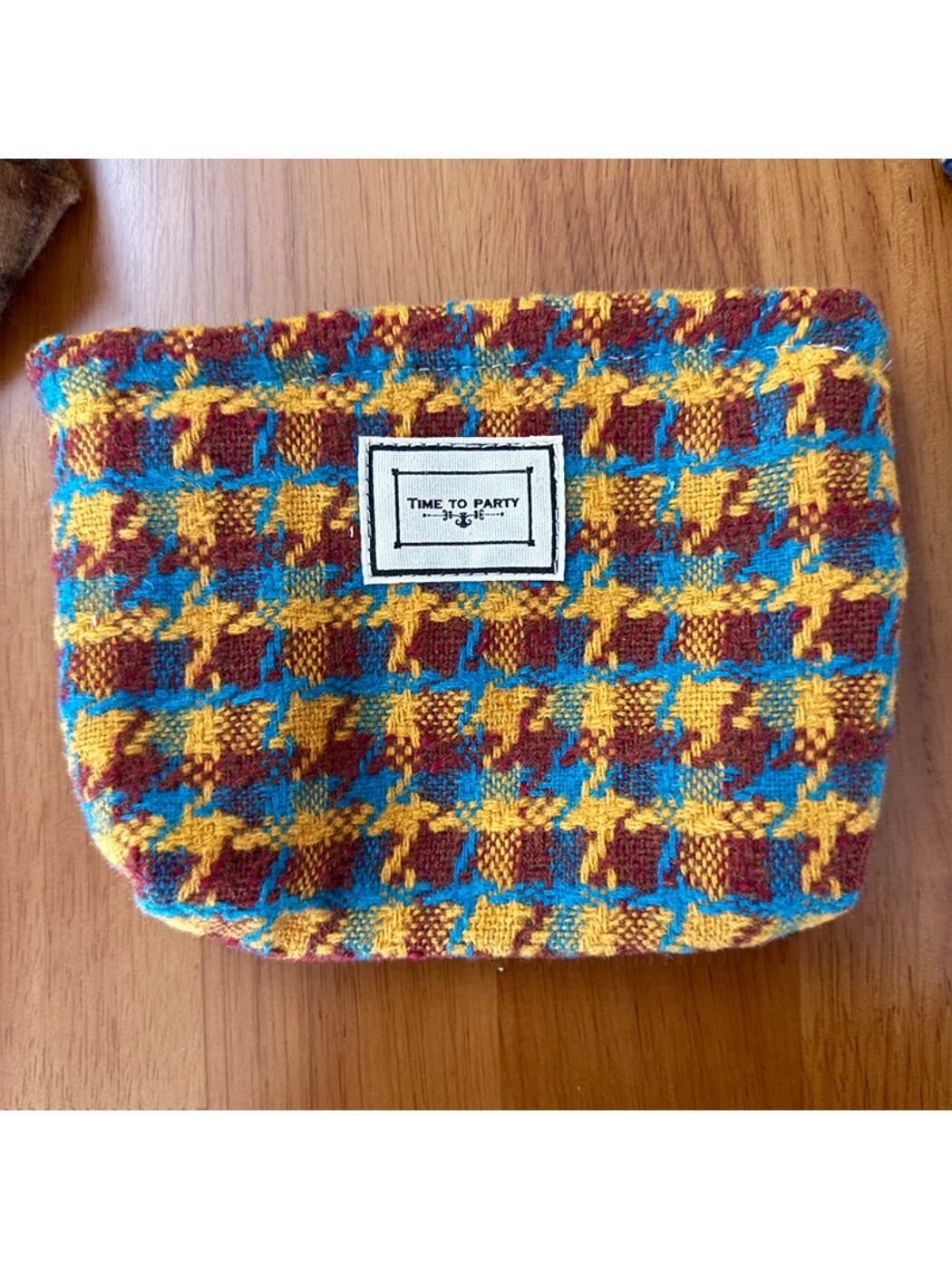 Cosbai - Cosmetic Bag with Classic Plaid Patterns