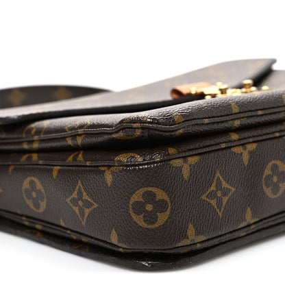 Monogram Pochette Metis