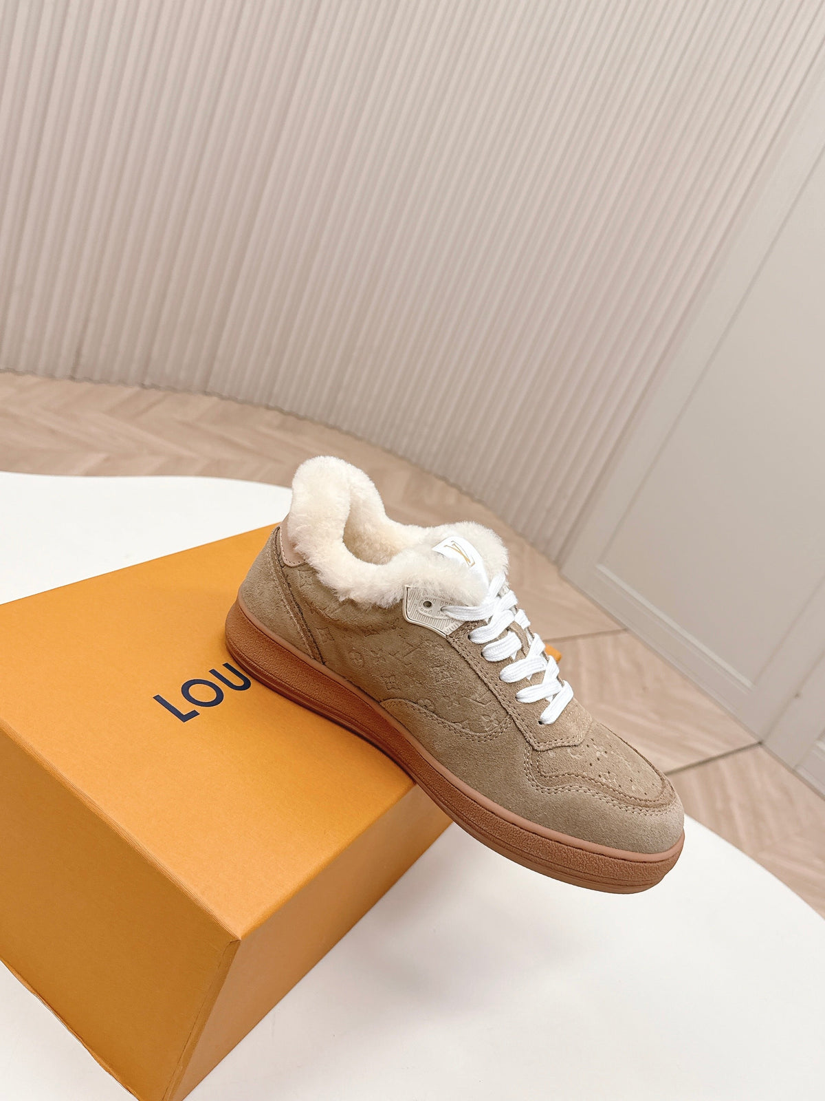 LV Stadium Sneaker White Brown Suede Wool 595425