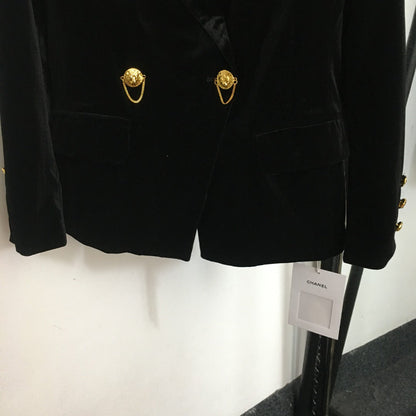 Chanel Long-Sleeve Velvet Blazer