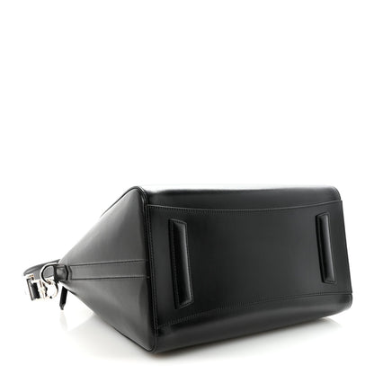 Shiny Lord Calfskin Medium Antigona Black