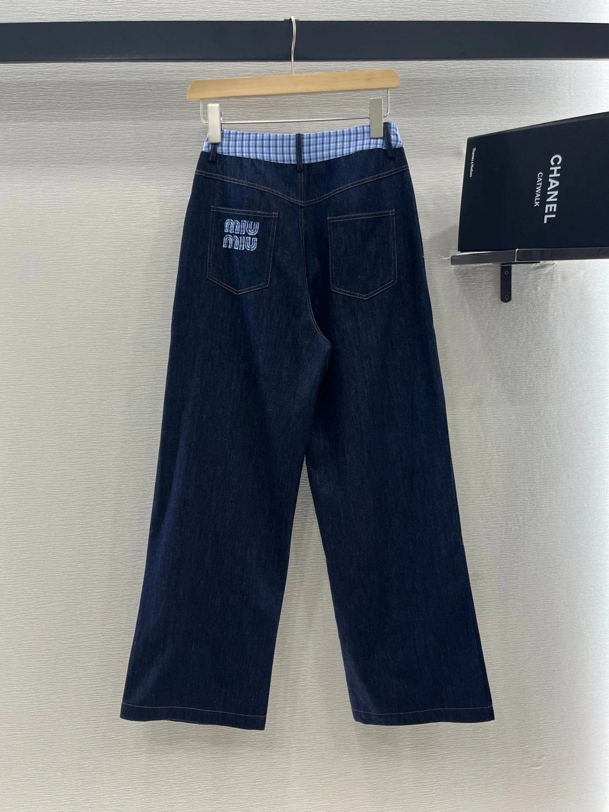 MIUMIU V-NECK BLAZER AND WIDE-LEG PANTS IN BLUE DENIM