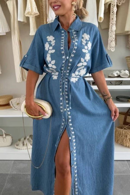 V-neck single-breasted short-sleeved dress