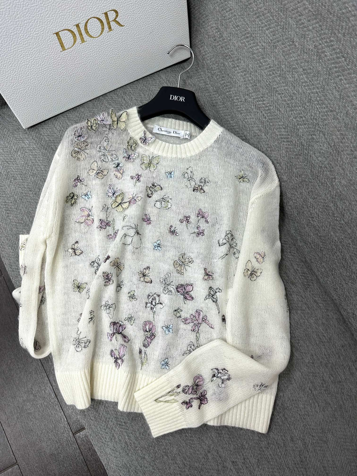 CD Butterfly Embroidered SweaterWhite Alpaca Wool Cashmere 345311