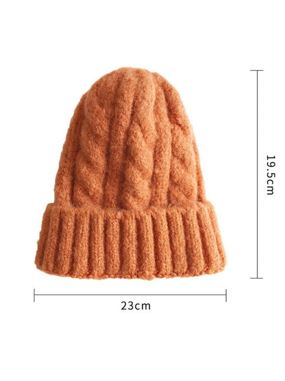 Haila - Unisex Classic Cable Knitted Beanie