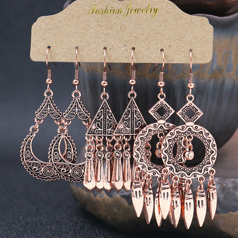 Fashionable Metal Baroque Earrings Retro U-Shaped Design
