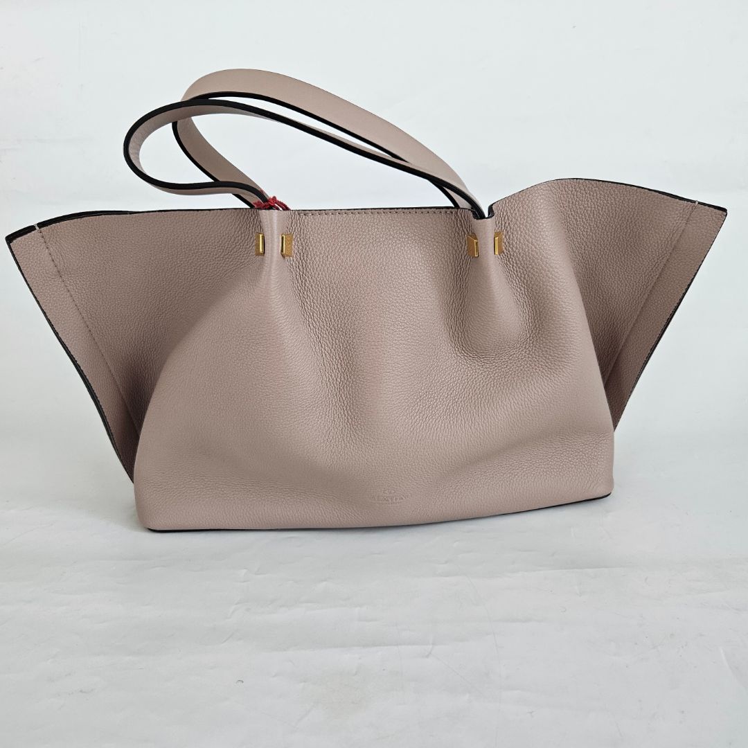 Valentino Garavani Vlogo Escape Leather Tote Bag