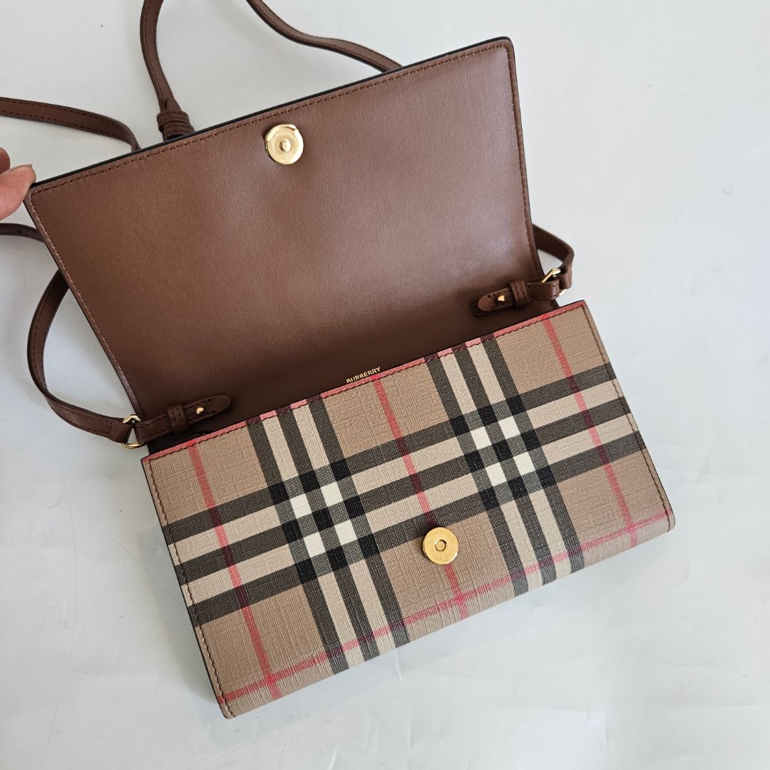 Burberry Hannah Wallet On Strap Vintage Check