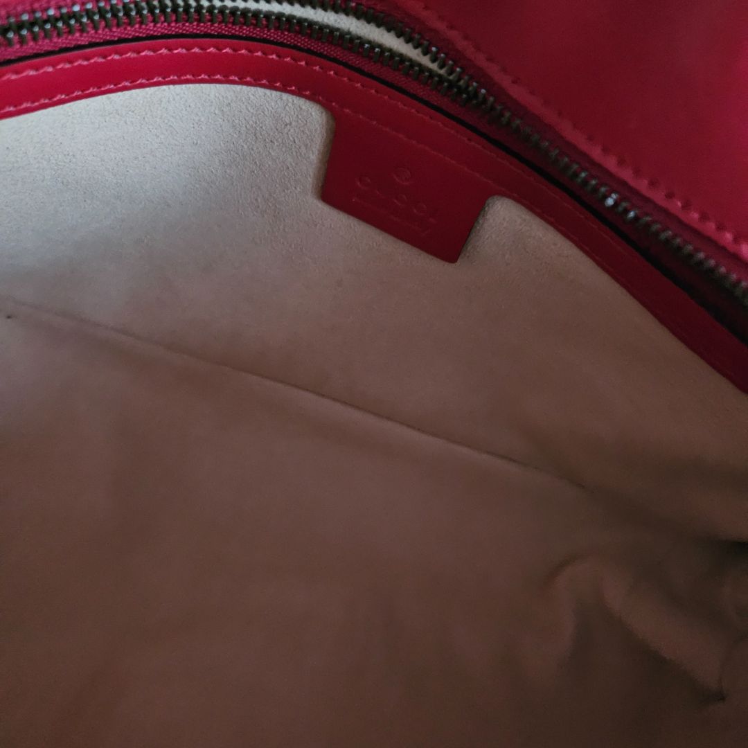 Gucci GG Marmont leather red shoulder bag
