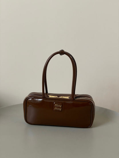 Beau Naplak 27cm Brown Patent Leather