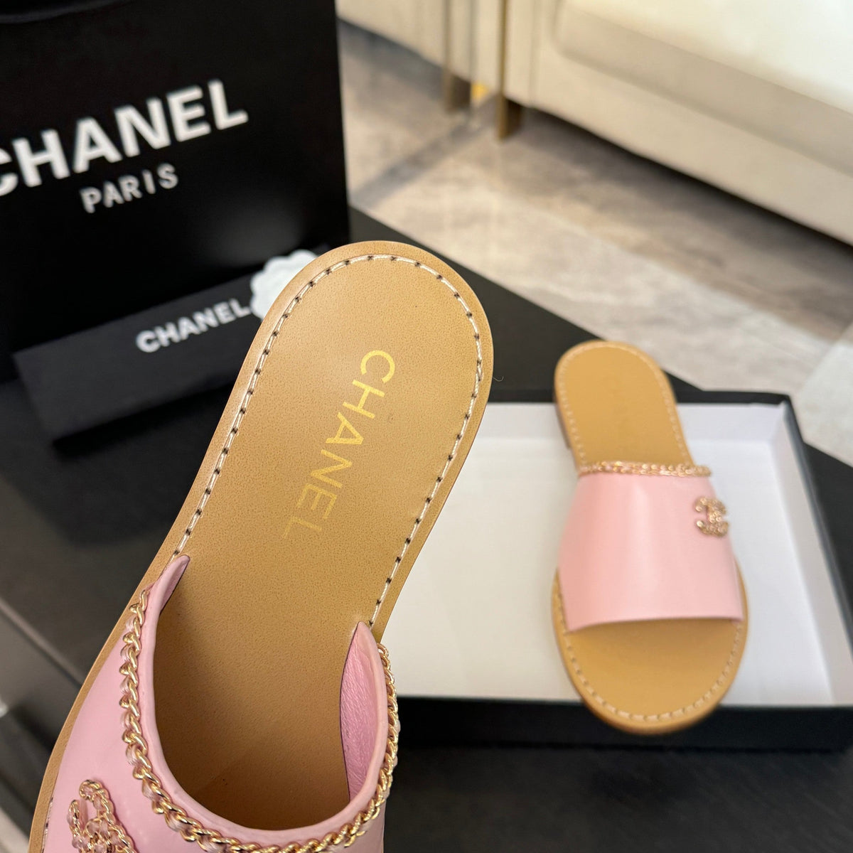 CC 26C Double C Chain Cross Pink Beige Sheepskin