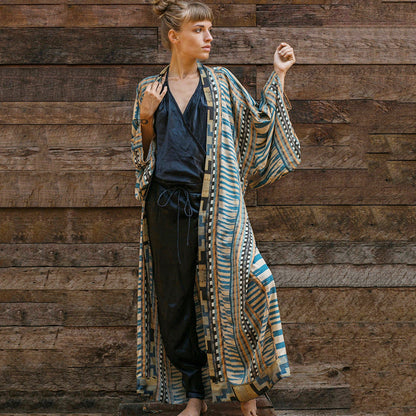 New Green Geometric Cardigan Loose Plus Size Beach Sunscreen Coat Bikini Blouse Swimsuit With Women Outside