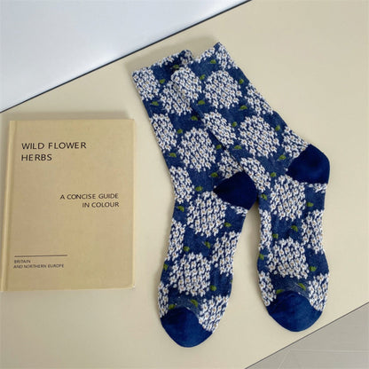 Rufia - Court-Style Embossed Floral Mid-Calf Socks