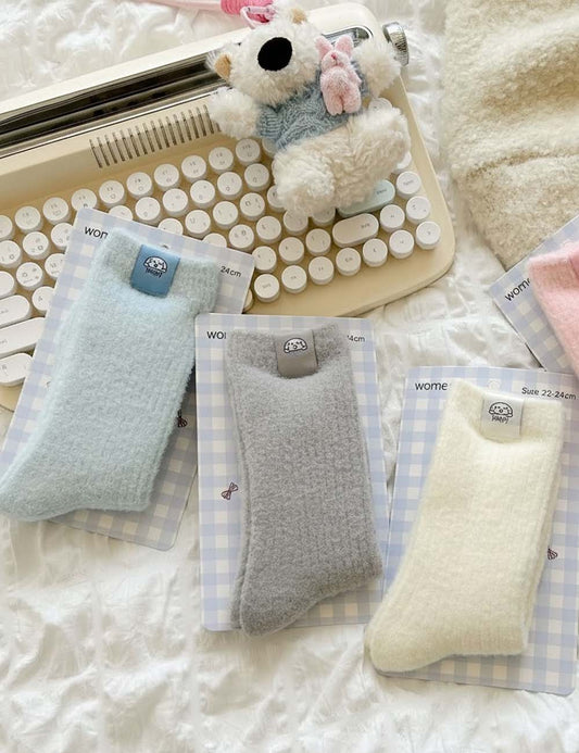 Solid Color Warm Breathable Ribbed Crew Socks