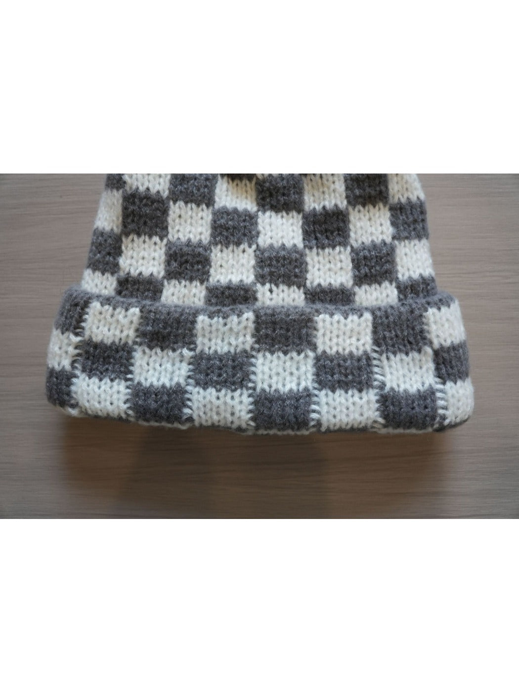 Haila - Winter Checkered Knitted Beanie
