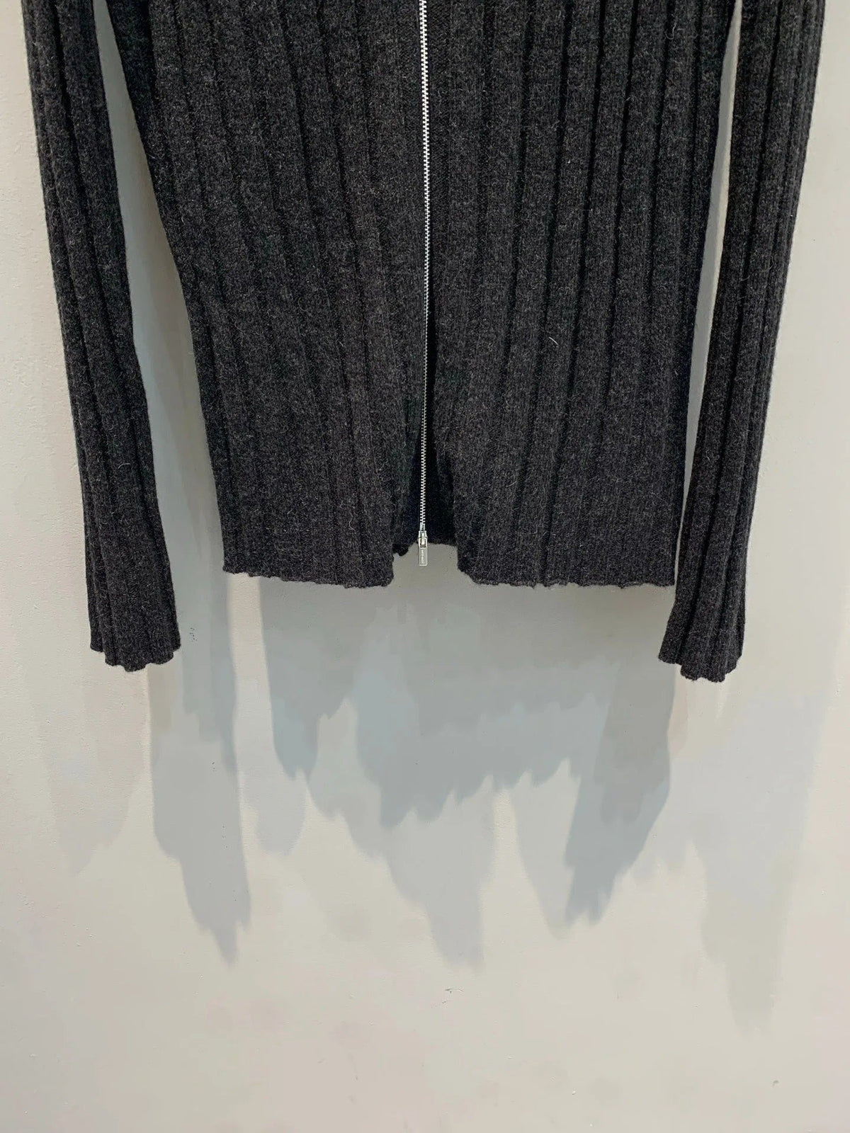 MIUMIU CARDIGAN STYLE 753