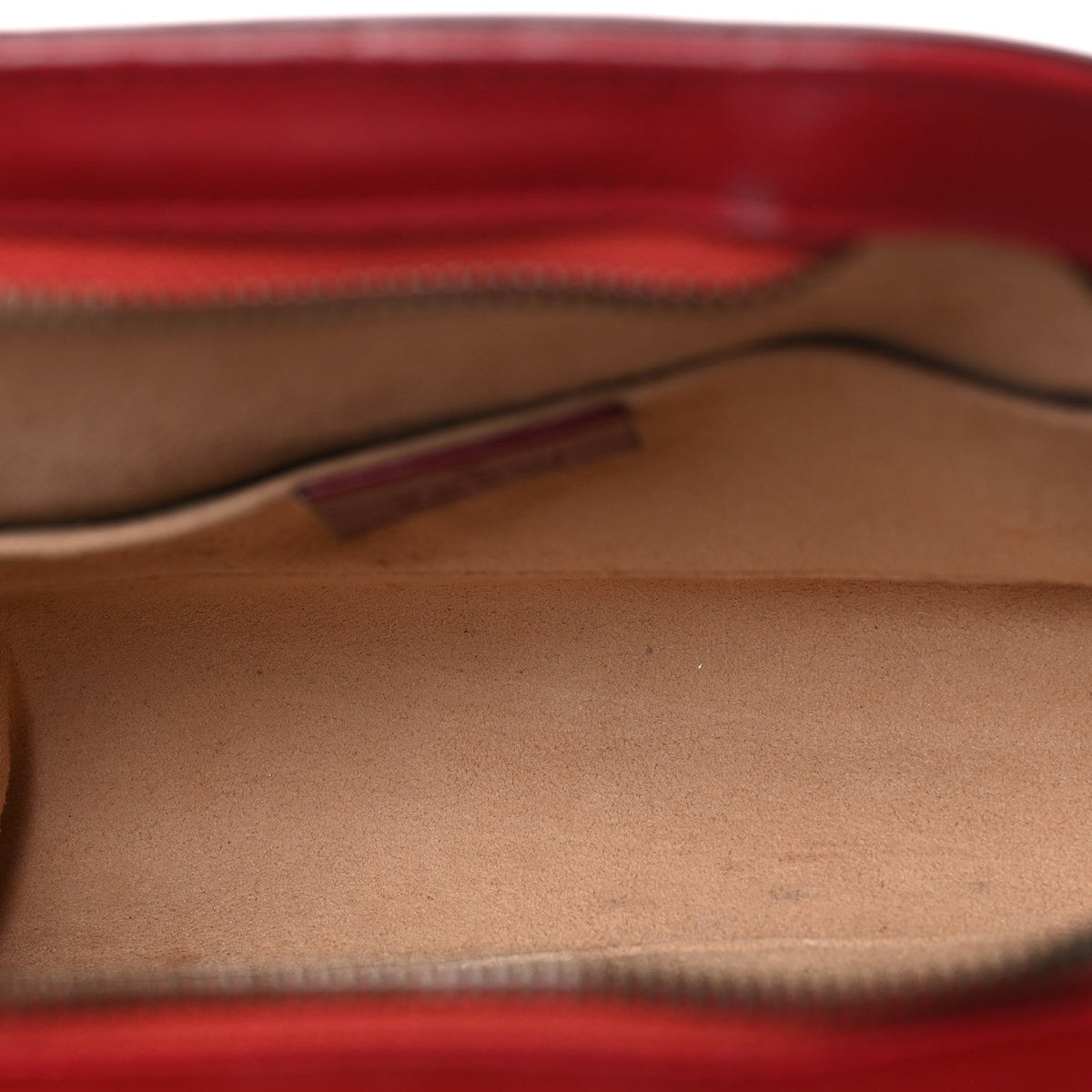 Piuma Lux Calfskin Small Re(Belle) Crossbody Bag Romantic Cerise
