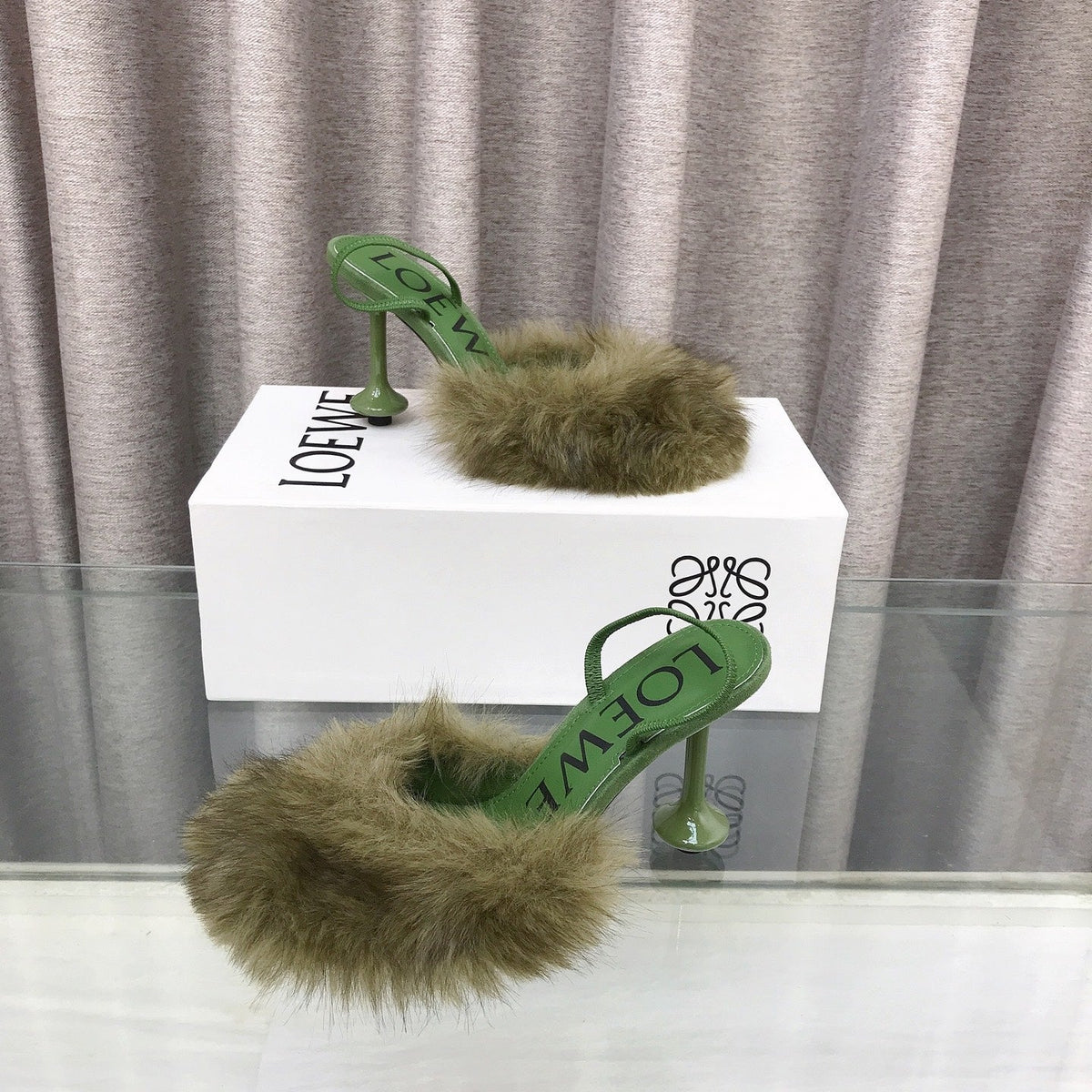 Loewe 25SS Fur-lined Mule 100 Green in Fox Fur 597443