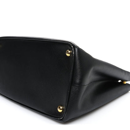 Saffiano Large Galleria Double Zip Tote Black