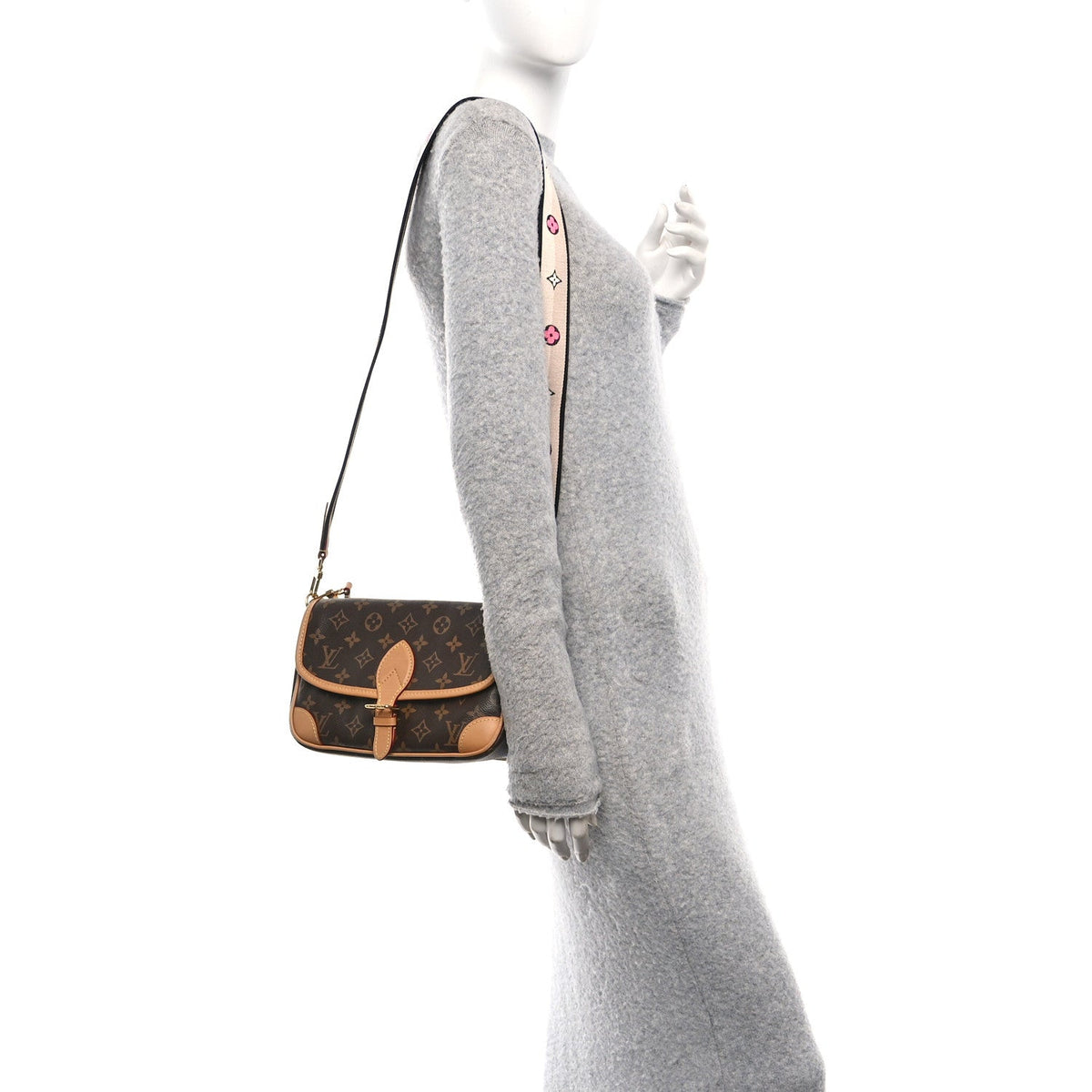 Monogram Diane Black