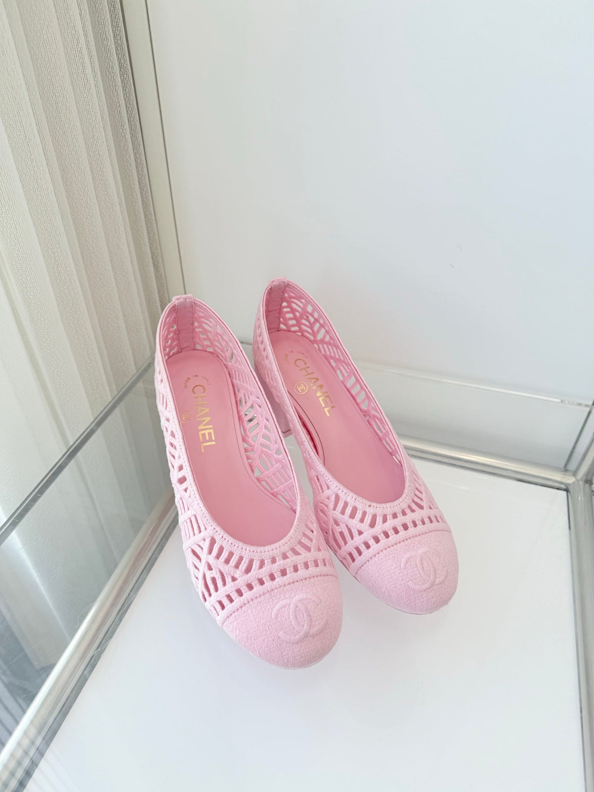 Chanel 26 Ladies 50 Ballet Flats Pink in Fabric 597341