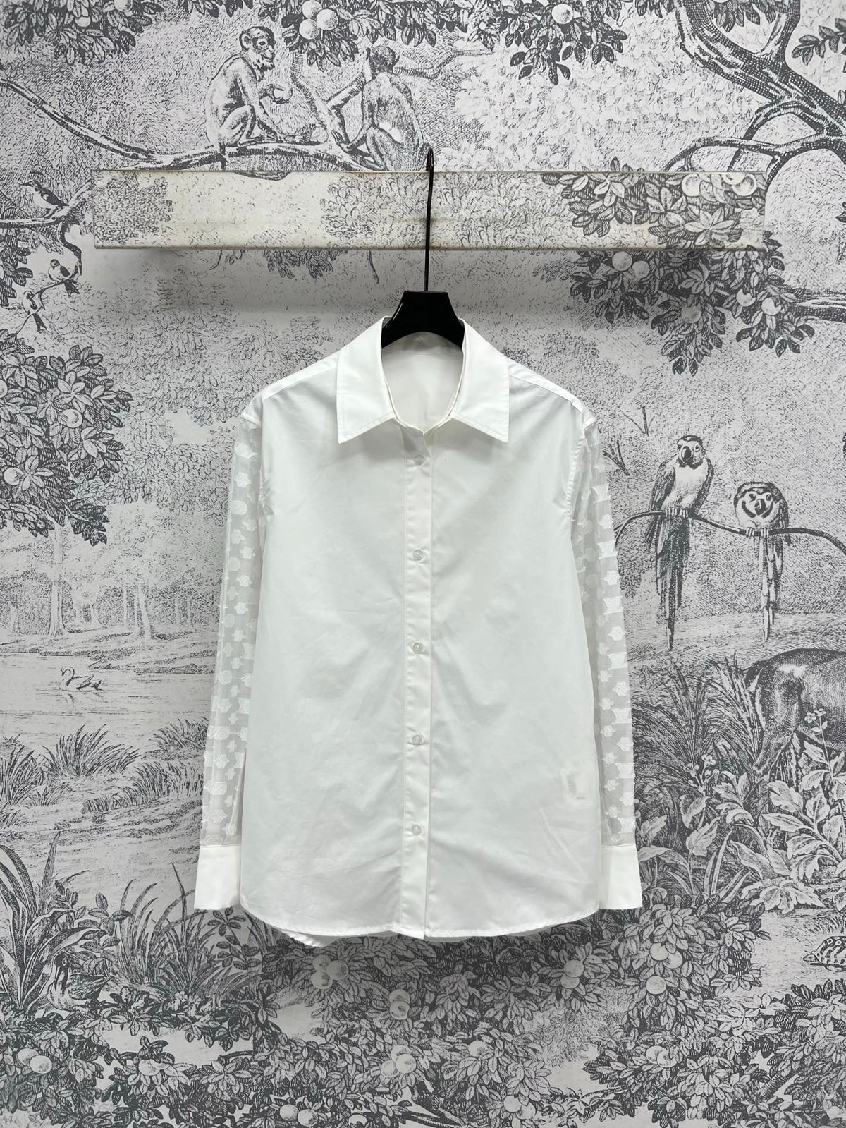 LV 25 Splicing Perspective Jacquard Monogram Sleeve Shirt White Cotton