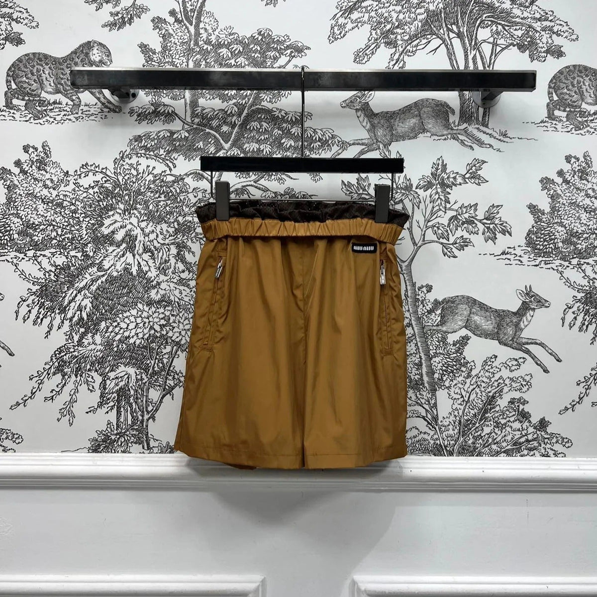 MIU 25S HIGH WAIST SHORTS BROWN IN NYLON 263021